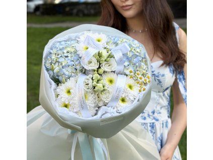 💙 Blue Field Bouquet