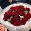 ♥️ 19 Red Roses + Eucalyptus